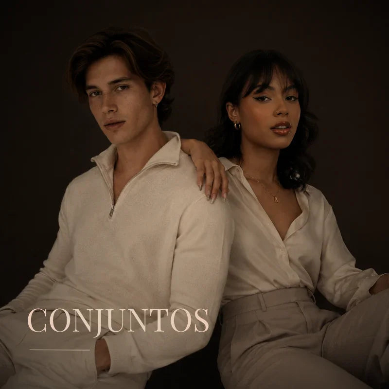 Conjuntos elegantes para hombre y mujer en tonos neutros, moda sofisticada y moderna
