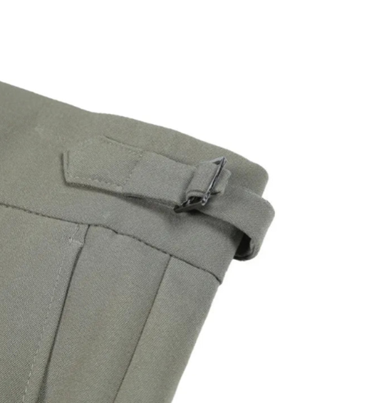 Pantalón de Sastrería de Tiro Alto — Corte Elegante y Caída Fluida
