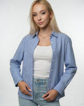 Camisa de Rayas de Corte Fluido — Estilo Atemporal