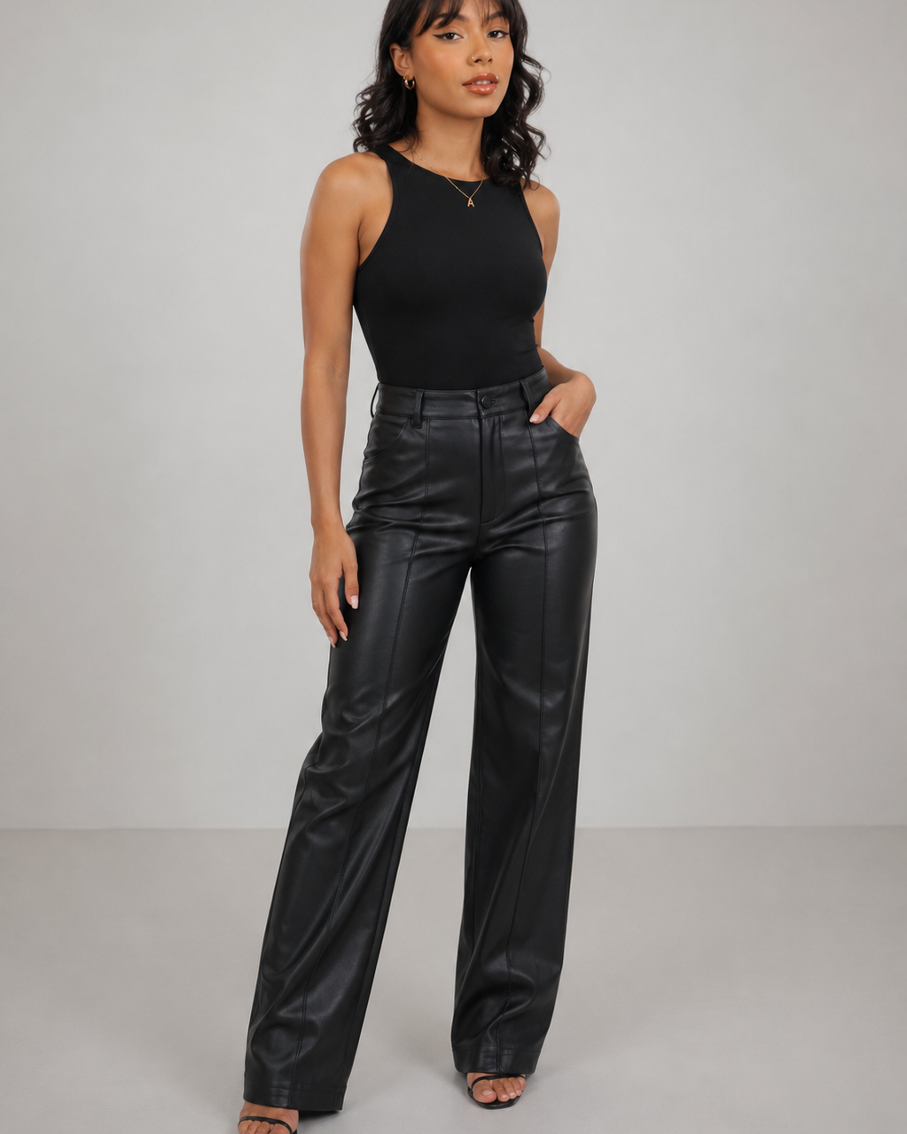 Pantalón Recto de Cuero Sintético – Cintura Alta Negro