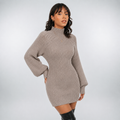 Vestido de Punto con Cuello Alto – Elegancia Otoño/Invierno