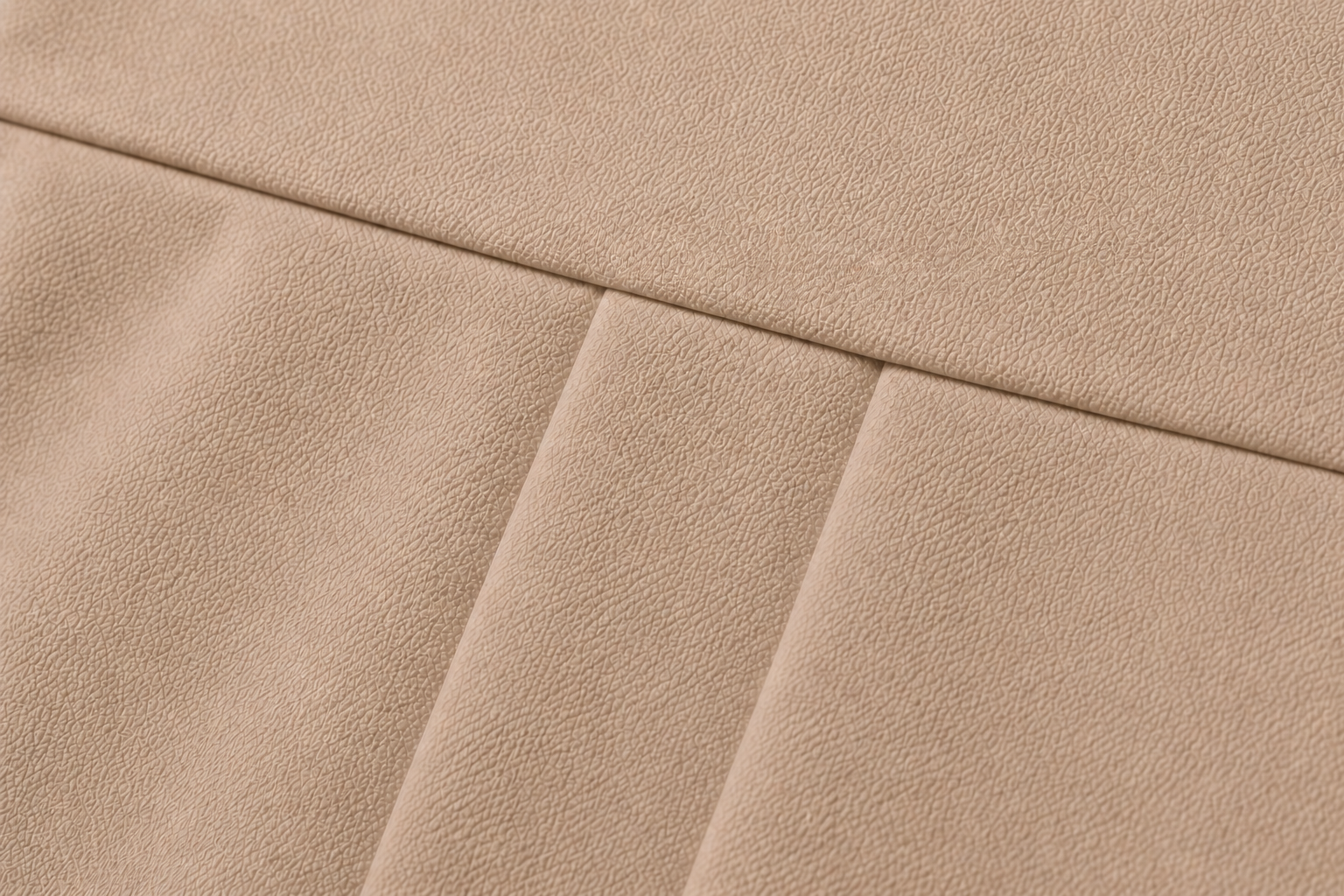 Pantalón de Sastrería de Tiro Alto — Corte Elegante y Caída Fluida