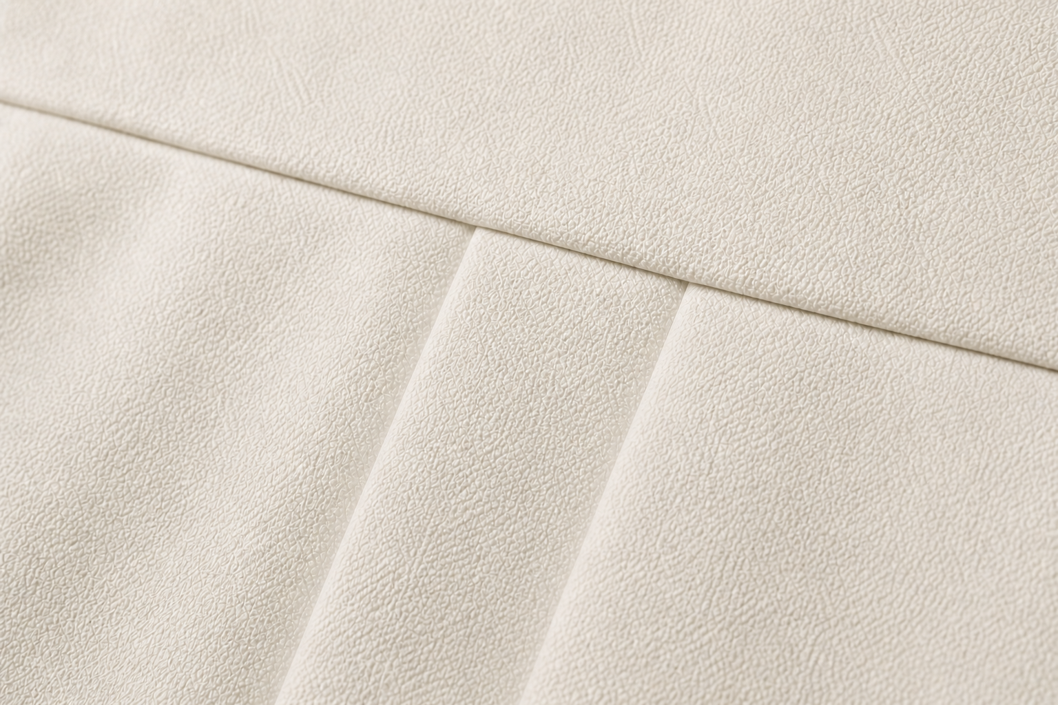 Pantalón de Sastrería de Tiro Alto — Corte Elegante y Caída Fluida