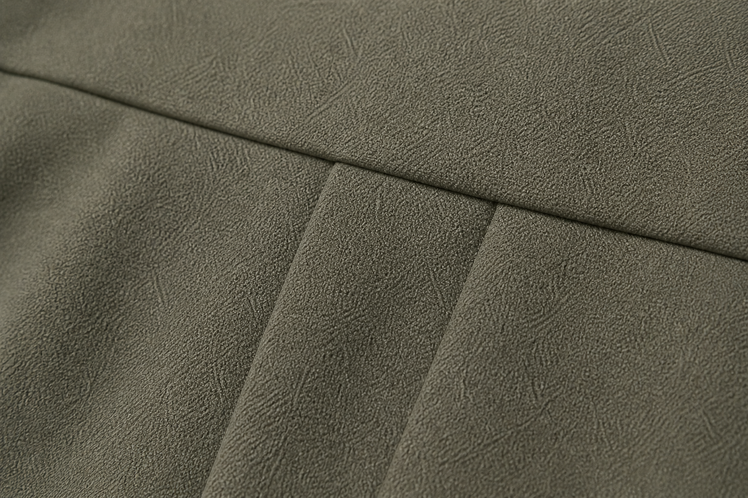 Pantalón de Sastrería de Tiro Alto — Corte Elegante y Caída Fluida