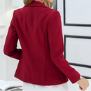 Blazer Slim Mujer – Estilo Ejecutivo, Bolsillos Funcionales y Cuello Solapa