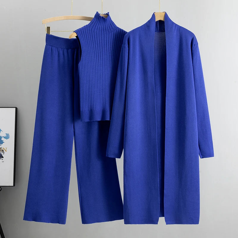 Conjunto de Punto de Tres Piezas — Cárdigan Largo, Top y Pantalón Wide Leg