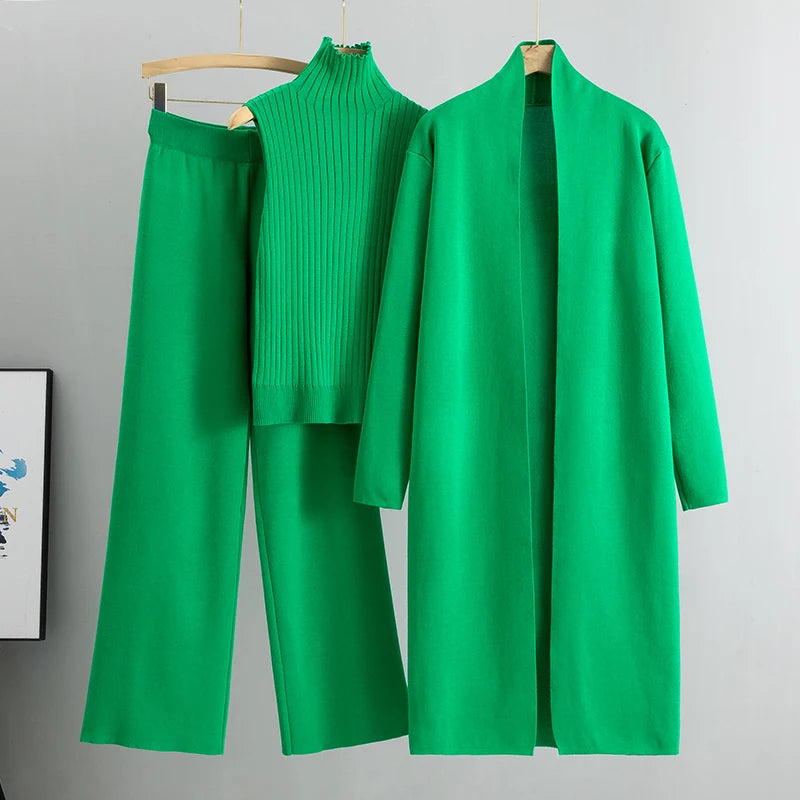 Conjunto de Punto de Tres Piezas — Cárdigan Largo, Top y Pantalón Wide Leg