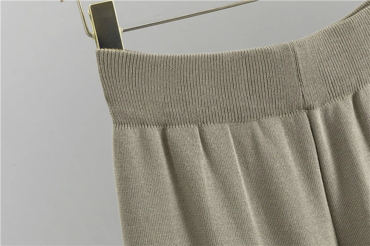 Conjunto de Punto de Tres Piezas — Cárdigan Largo, Top y Pantalón Wide Leg