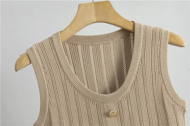 Conjunto Knit de Tres Piezas — Cárdigan Corto, Top y Falda Larga