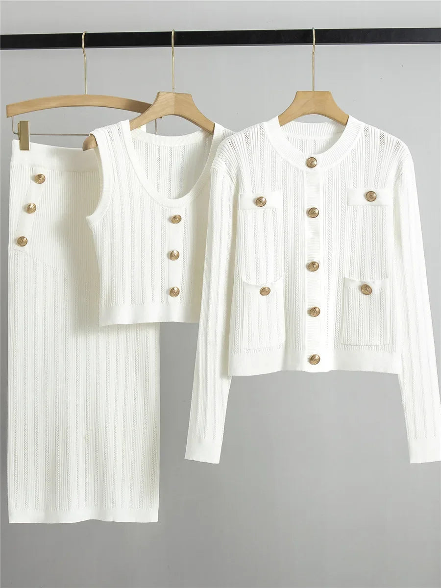 Conjunto Knit de Tres Piezas — Cárdigan Corto, Top y Falda Larga