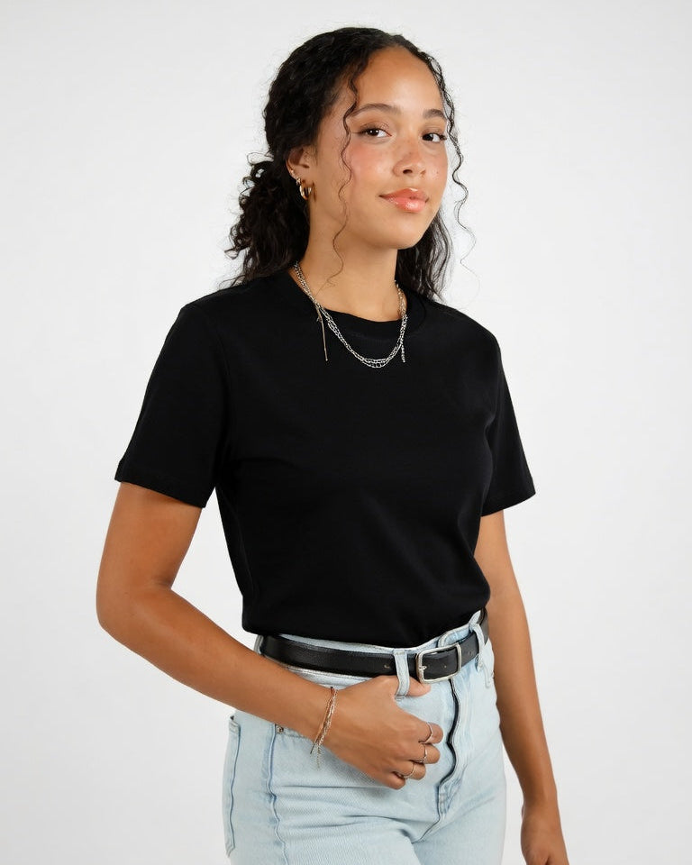 Camiseta Esencial de Algodón — Corte Limpio y Versátil