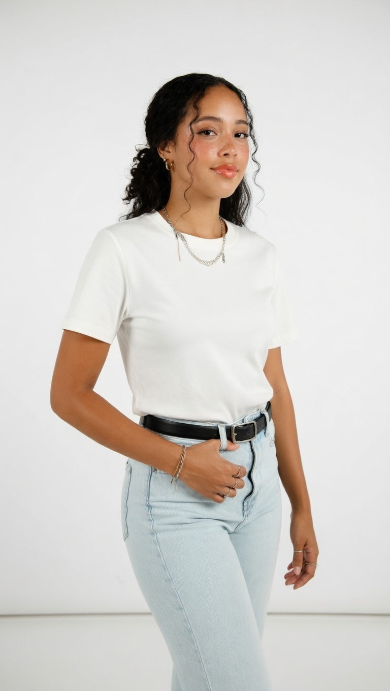 Camiseta Esencial de Algodón — Corte Limpio y Versátil