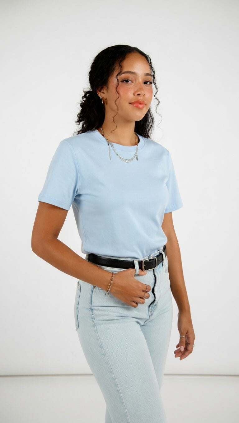 Camiseta Esencial de Algodón — Corte Limpio y Versátil